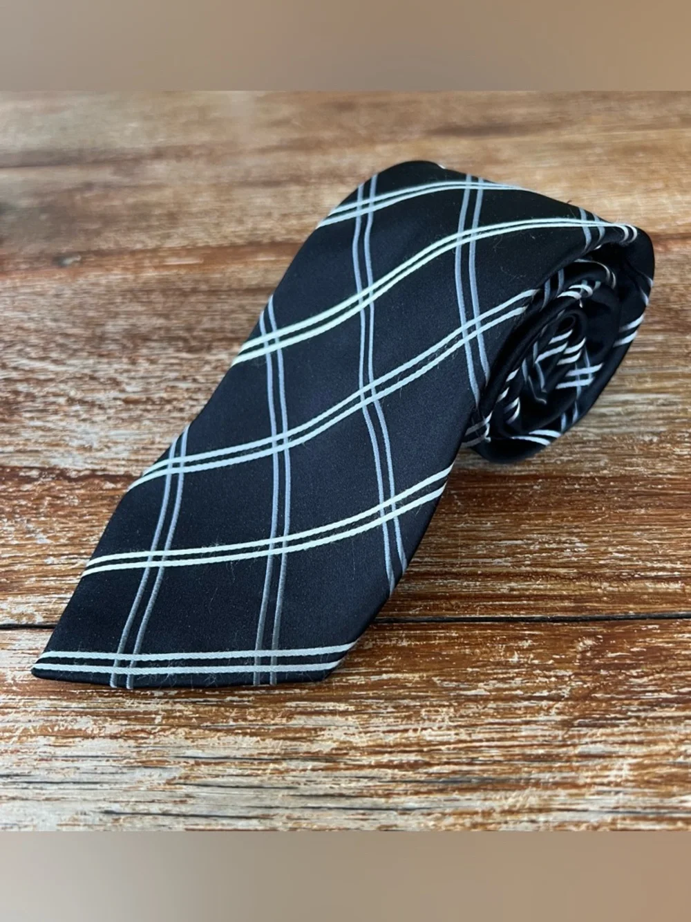 Donald J Trump Signature Collection 100% Silk Tie Handmade Black Grey White